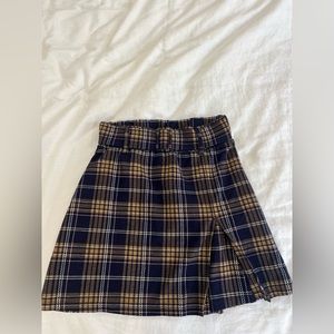 Brand new plaid skirt